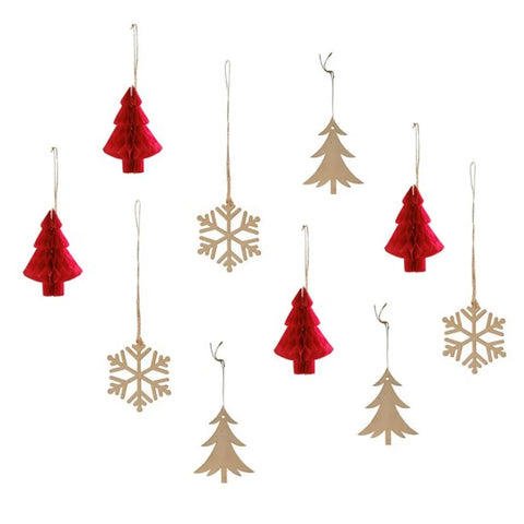 Wooden Hanging Reindeers, Tree, Foliage and Honeycombs
